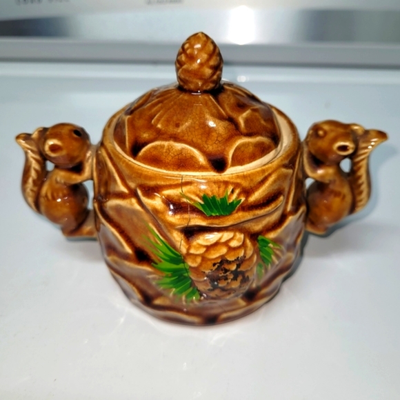 ❤️ 5 for $25 - Vintage Squirrel Acorn Cream and Sugar Serving Set - Picture 2 of 8